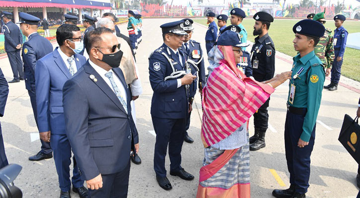 ডিএমপির ২২ জন পেলেন বিপিএম ও পিপিএম পদক