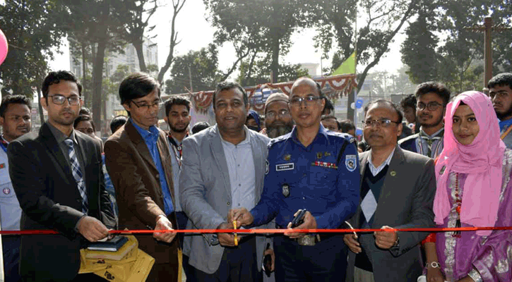 রংপুরে ৬ দিনব্যাপী ভ্রাম্যমাণ বইমেলা শুরু