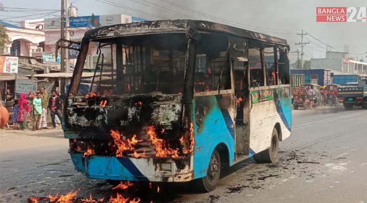 গাজীপুরে বাসে আগুন দিল উত্তেজিত জনতা