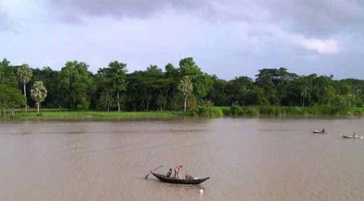 সন্ধ্যা নদীতে অভিযানিক দলের ওপর জেলেদের হামলা