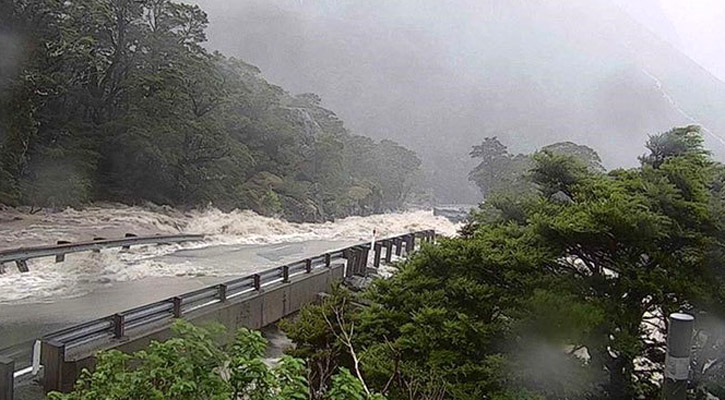 নিউজিল্যান্ডে বন্যায় ৩ জনের মৃত্যু 