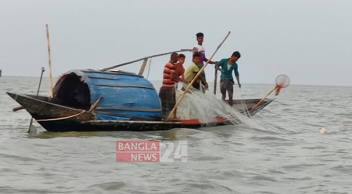 মধ্যরাত থেকে ৫ নদীতে মাছ ধরা বন্ধ