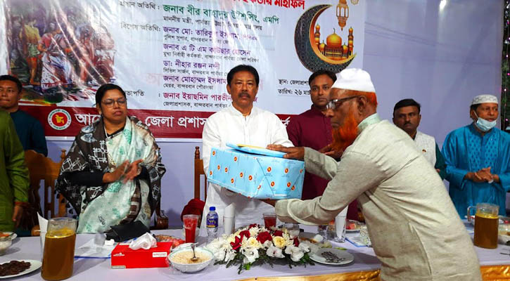 ‘শেখ হাসিনার বিকল্প আর কেউ নেই’