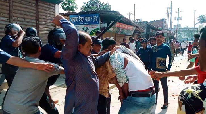 রামগঞ্জে আ.লীগ-বিএনপির সংঘর্ষে সাংবাদিকসহ আহত ১৫