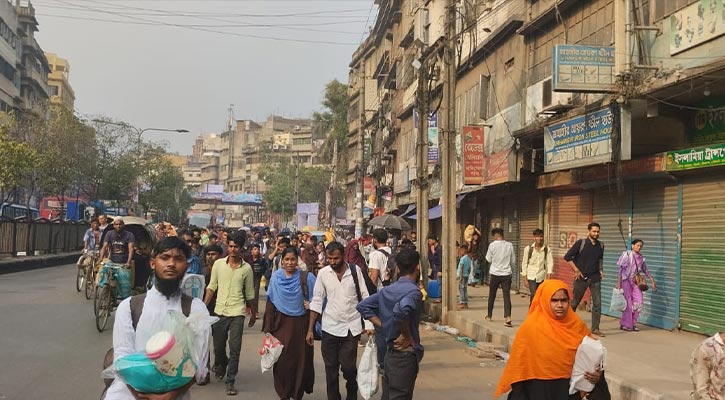 পায়ে হেঁটে শুরু ঈদযাত্রা