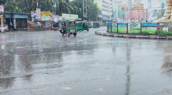 তাপমাত্রা বেড়েছে, বৃষ্টি বাড়ার আভাস