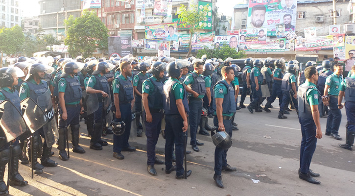 বিএনপি কার্যালয়ের সামনে বিপুল পুলিশ, জলকামান-রায়ট কার