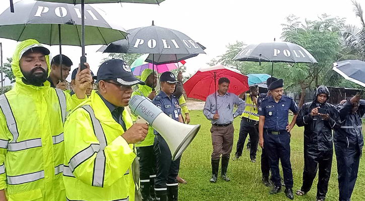 পাহাড় ধস থেকে প্রাণহানি এড়াতে প্রশাসনের জোর তৎপরতা