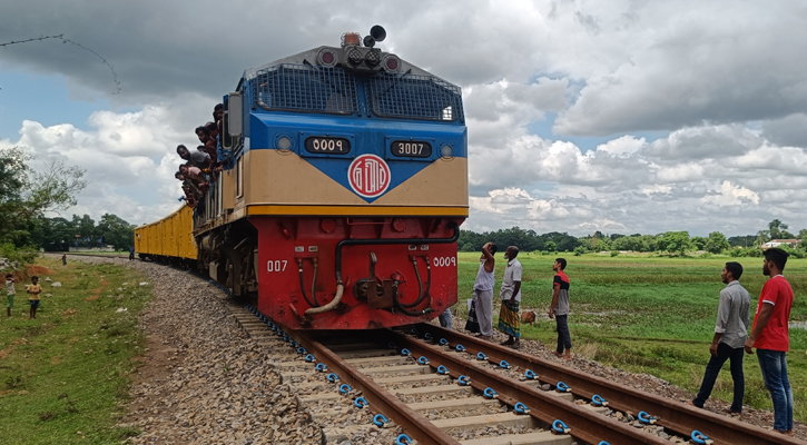 আখাউড়া-আগরতলা রেলপথে চলল পরীক্ষামূলক ট্রেন