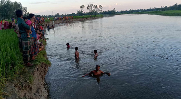 বাবার সঙ্গে নদীতে মাছ ধরতে গিয়ে শিশু নিখোঁজ