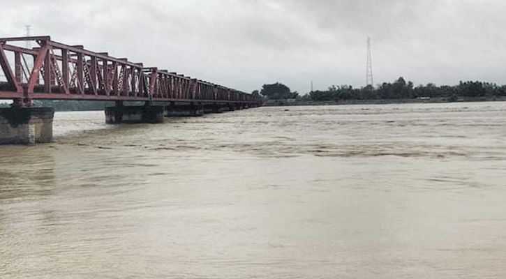 তিস্তায় ভেসে এলো দুই ‘ভারতীয় নাগরিকের’ মরদেহ