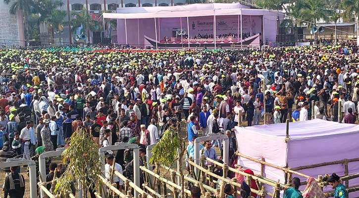 প্রধানমন্ত্রীর জনসভা মঞ্চে ছিলেন না জেলা-উপজেলা আ.লীগের নেতারা