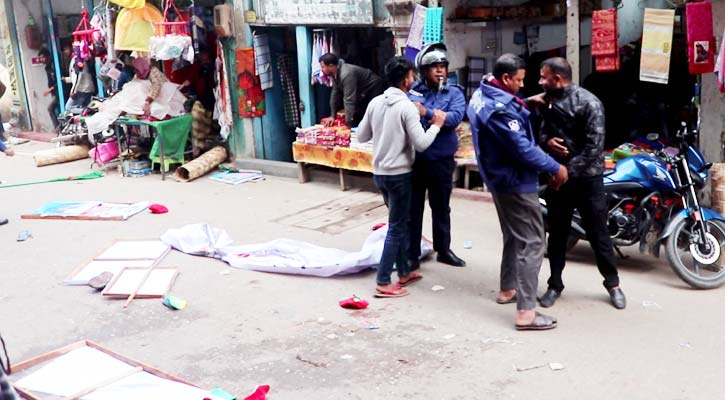 পাবনায় ছাত্রদলের মিছিলে পুলিশের লাঠিচার্জ, আহত ১৫