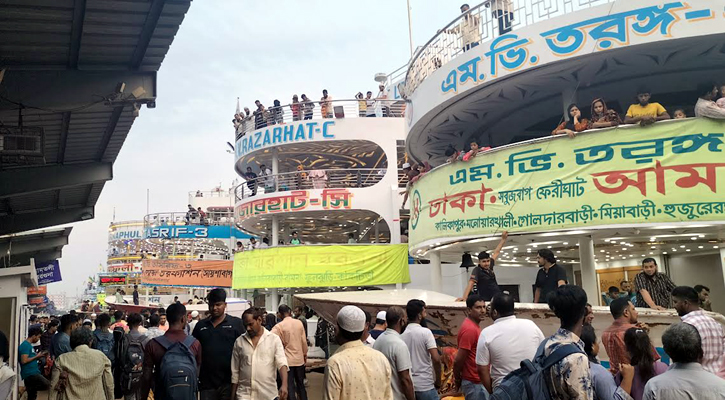 সদরঘাটে চাপ নেই, দুর্ভোগ ছাড়াই যাত্রীরা বাড়ির পথে