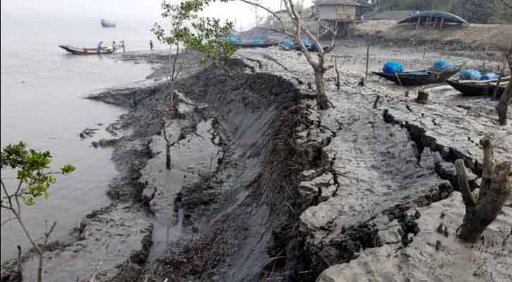 গাবুরায় নদীরক্ষা বাঁধে ফের ভাঙন, আতঙ্কে এলাকাবাসী  