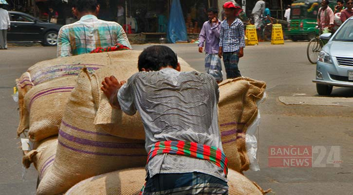 হিট অ্যালার্ট: একটু অসতর্কতায় ঘটতে পারে বিপদ