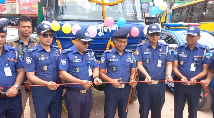 চাঁদপুরে ‘নো হেলমেট, নো ফুয়েল’র কার্যক্রম শুরু 