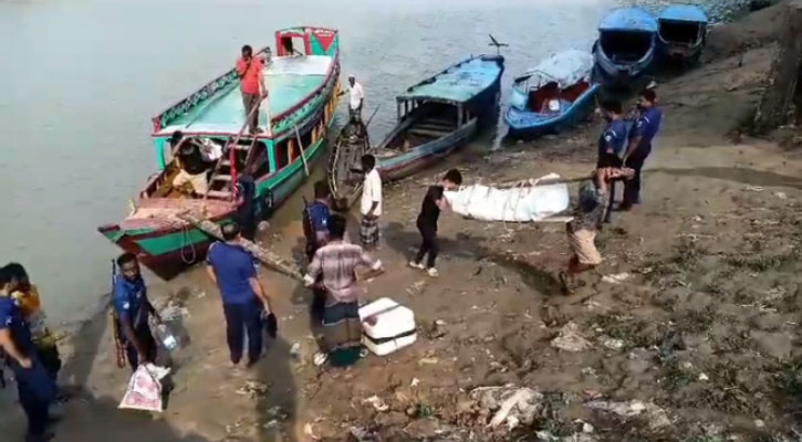 লংগদুতে সন্ত্রাসীদের হামলায় নিহতদের মরদেহ হাসপাতালে