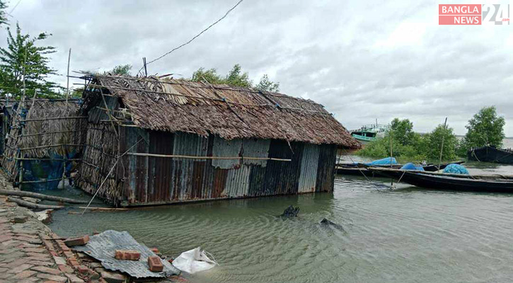 উপকূল অতিক্রম করে খুলনা অঞ্চলে রিমাল, ধীরে ধীরে হবে দুর্বল