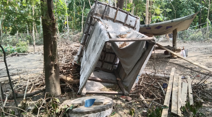 বরগুনায় ৭৬৩০ টয়লেট ক্ষতিগ্রস্ত, মানবিক সংকটে বাসিন্দারা