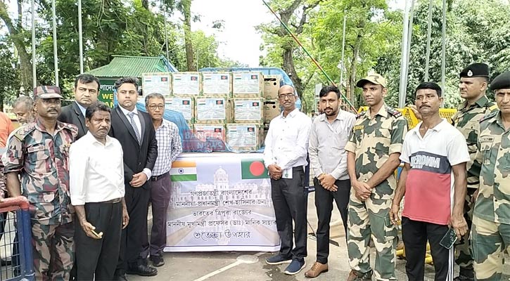 প্রধানমন্ত্রীর জন্য আনারস উপহার পাঠালেন ত্রিপুরার মুখ্যমন্ত্রী