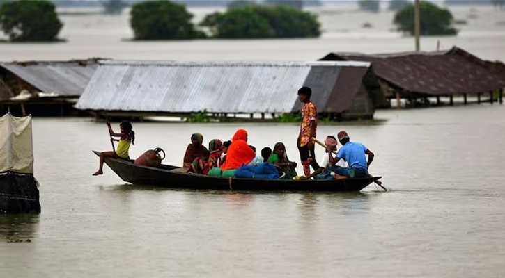 আসামে বন্যায় ৩৮ জনের মৃত্যু