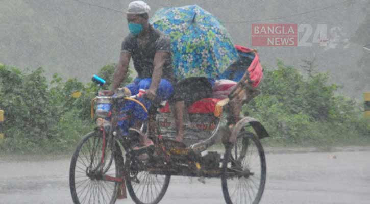 তিন বিভাগে অতিভারী বর্ষণের আভাস, শঙ্কা ভূমি ধসের