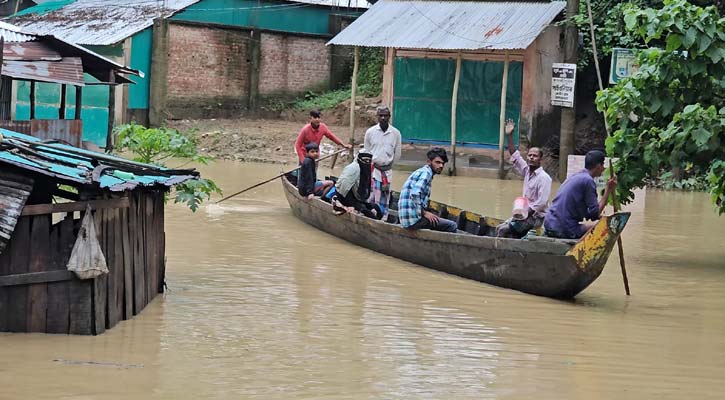 বান্দরবানে টানা বৃষ্টিতে নিম্নাঞ্চল প্লাবিত, আশ্রয়কেন্দ্রে সাধারণ মানুষ