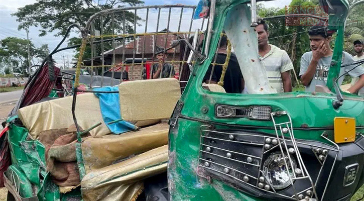 শ্রীমঙ্গলে সড়ক দুর্ঘটনায় একই পরিবারের ৩ জন নিহত 