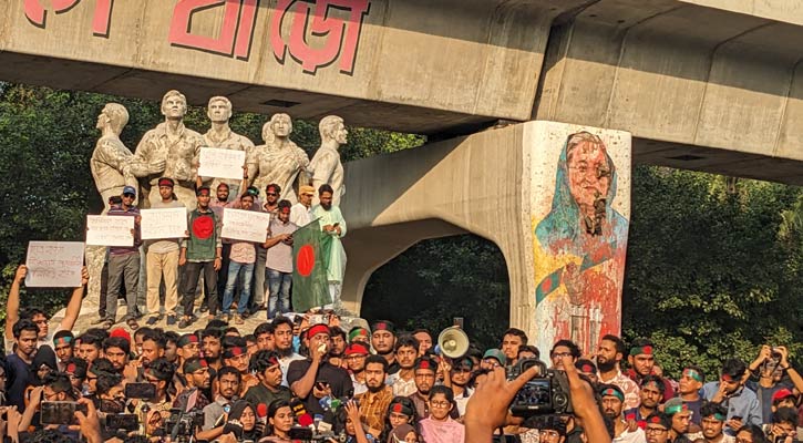 আন্তর্জাতিক অপরাধ ট্রাইব্যুনালে শেখ হাসিনার বিচার দাবি