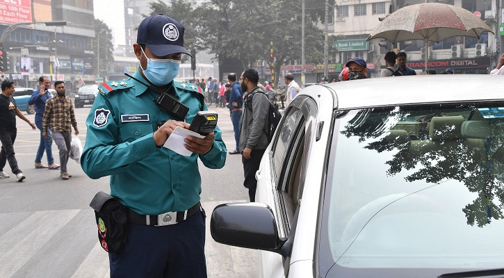 ট্রাফিক আইন ভাঙায় ২১৩১ মামলা, জরিমানা ৭৭ লাখ টাকা