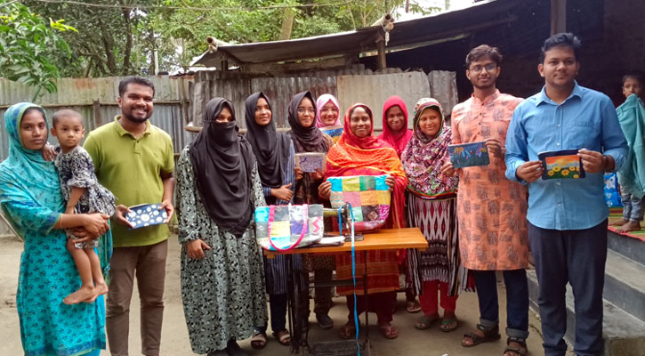 উচ্ছিষ্ট কাপড় দিয়ে তৈরি হচ্ছে পরিবেশবান্ধব ব্যাগ 